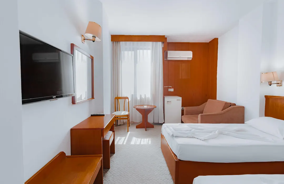 Hotel Gueleryuez 2-1
