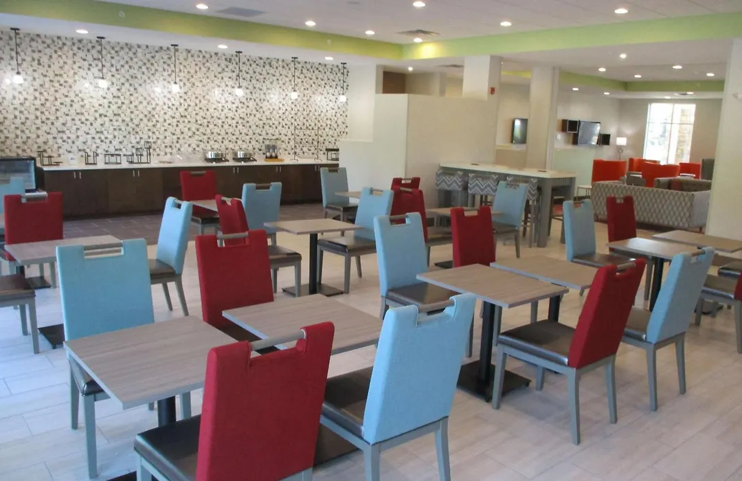 La Quinta Inn & Suites By Wyndham Jackson-Cape Girardeau-1