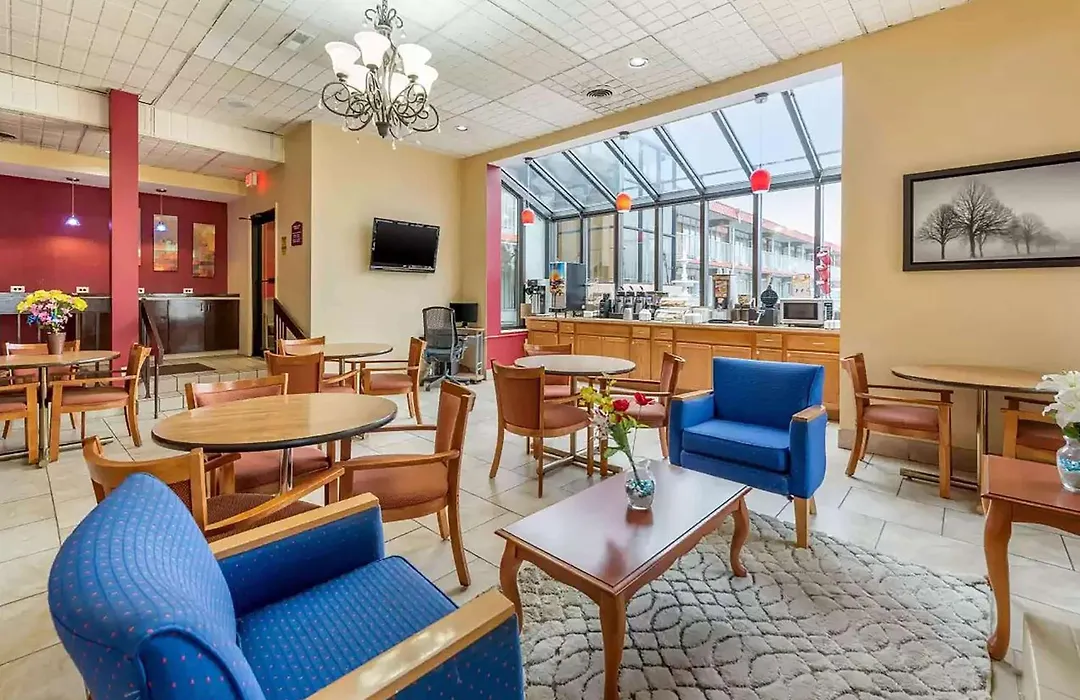 Days Inn By Wyndham Perrysburg Toledo-1