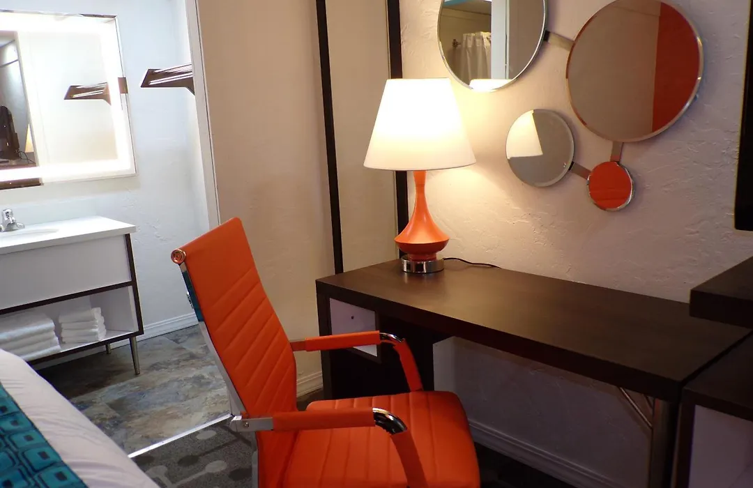 Dover Inn And Suites-1
