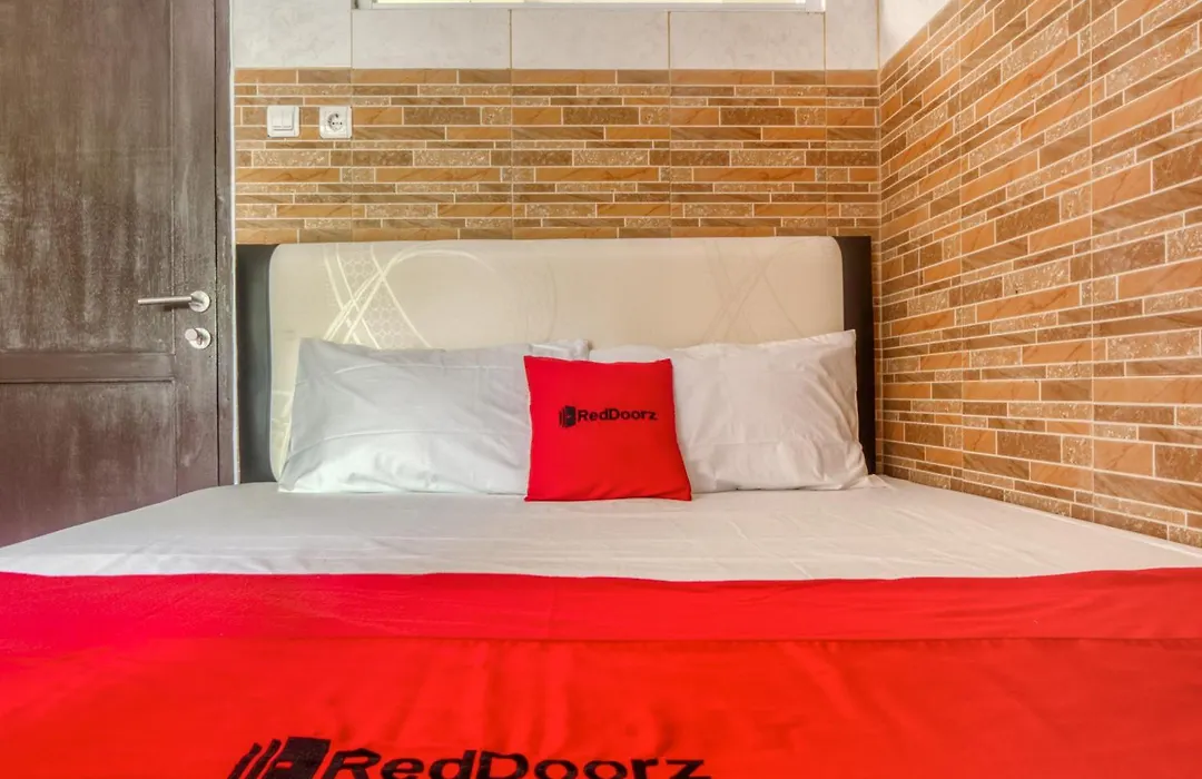 Reddoorz @ Panglima Polim 2-1