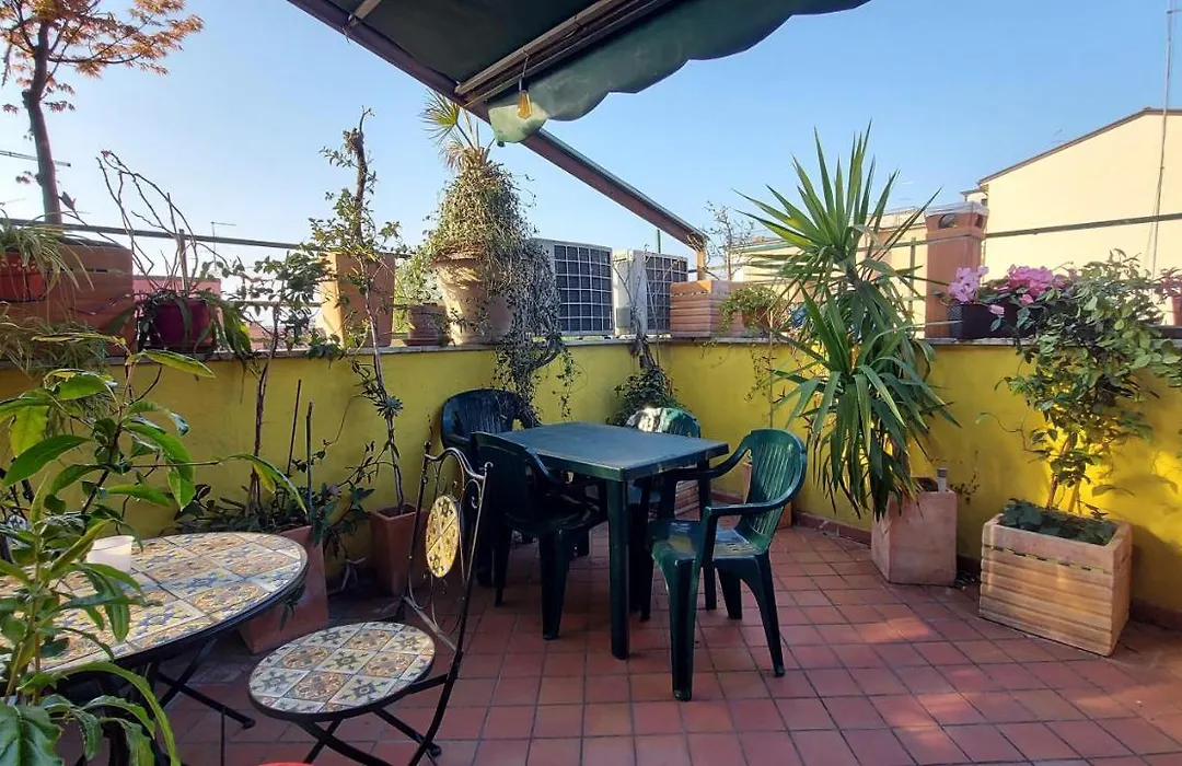 Marconi Rooms And Apartments-1