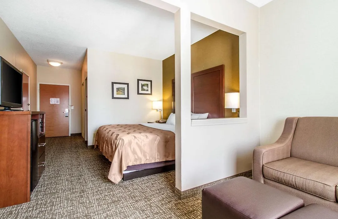 Quality Suites Corbin North-1