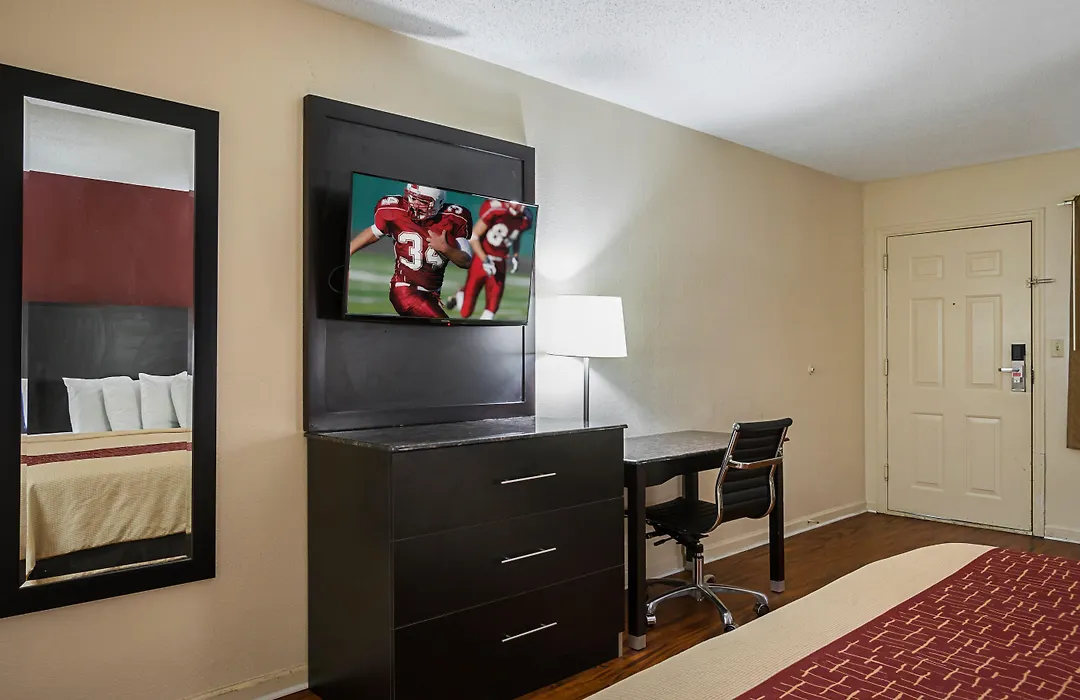 Red Roof Inn & Suites Scottsboro-1