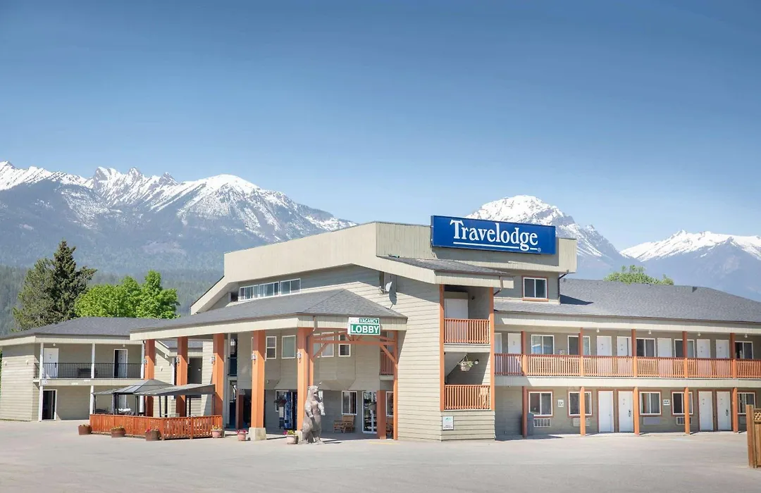 Travelodge By Wyndham Golden Sportsman Lodge-1