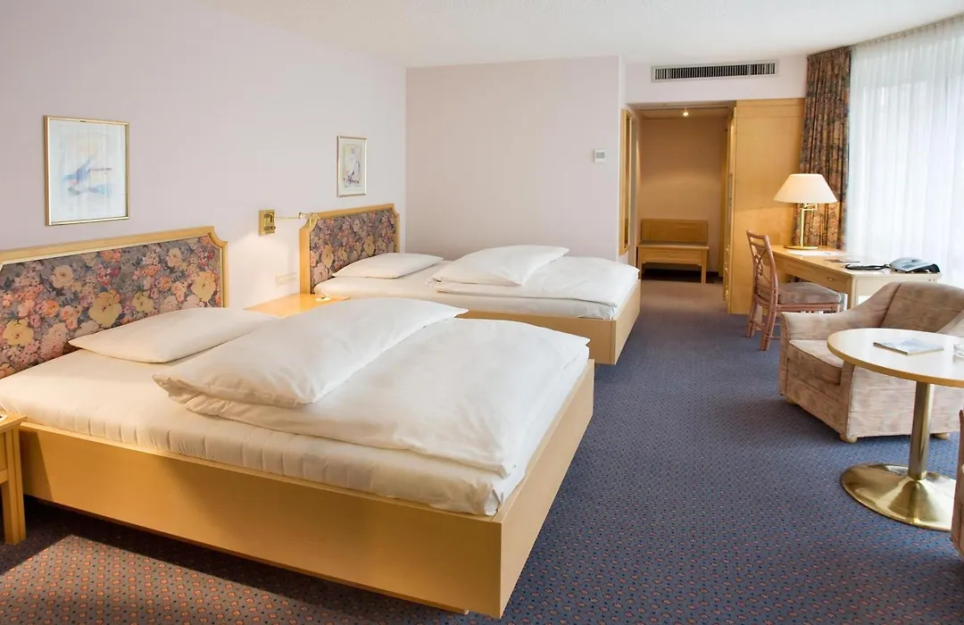Erikson Hotel-1