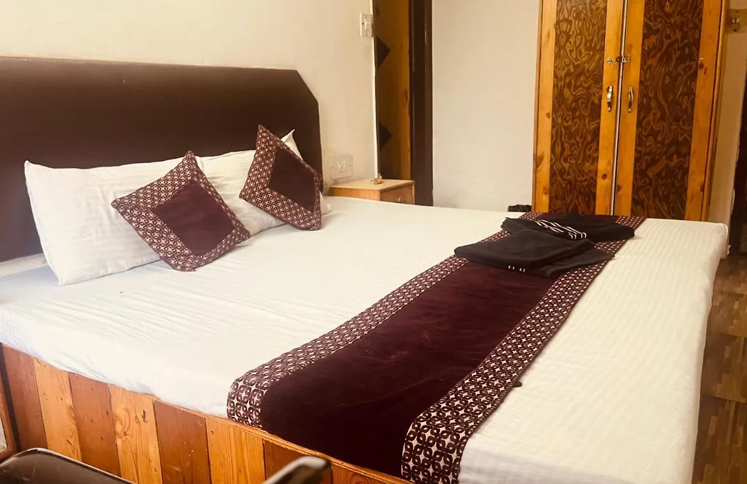 Hotel Solitaire - With Best View Of Mountains-1