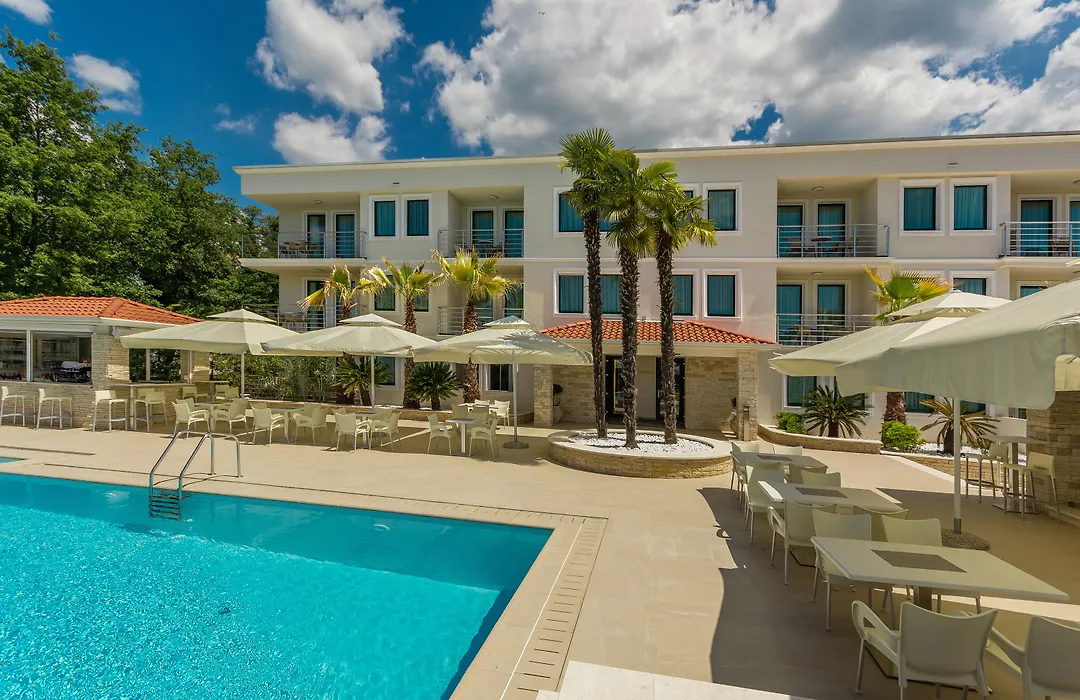 Aparthotel Adeo-1