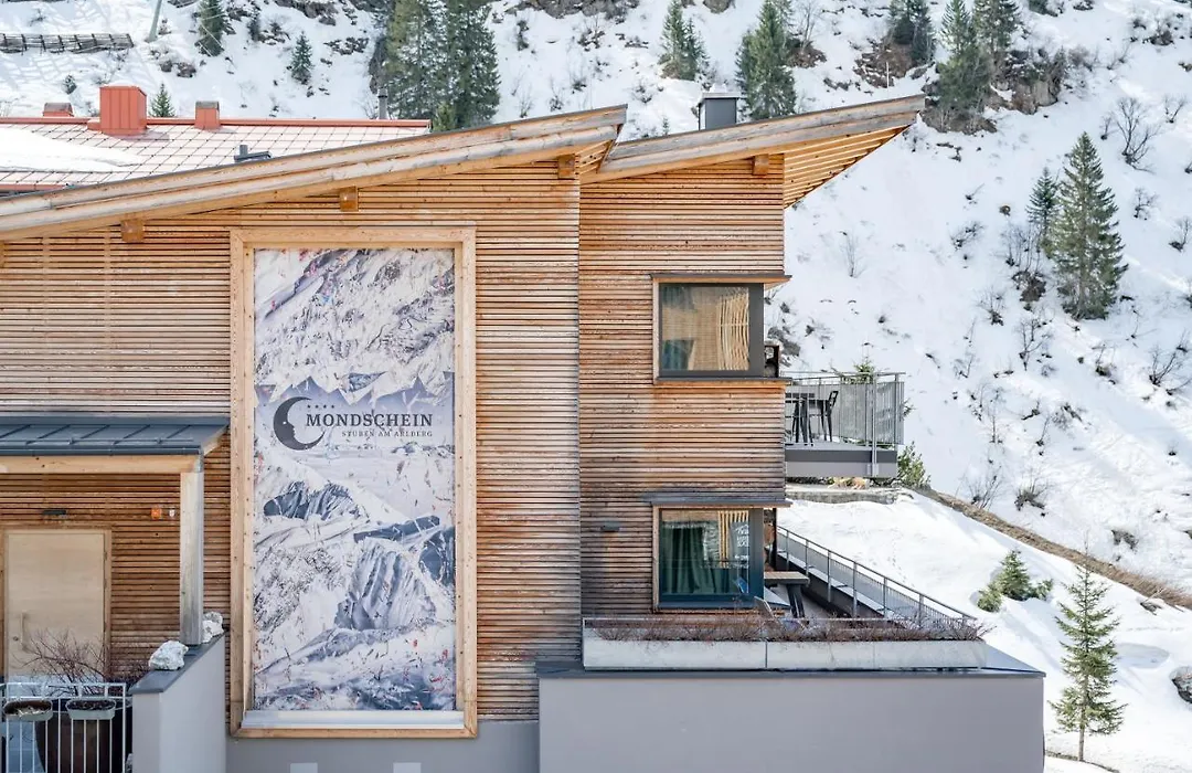 Mondschein Hotel&Chalet Ski-In Ski-Out Luxus am Arlberg-1