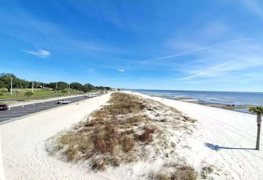 Biloxi Beach Condo-1