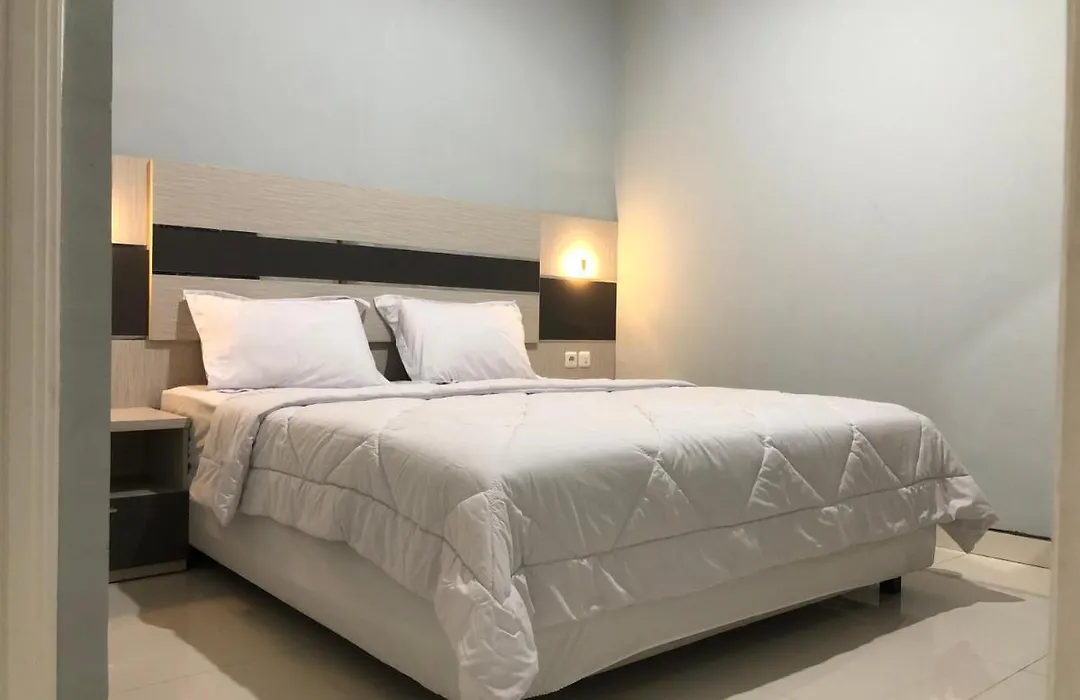 Kyrie Hotel-1