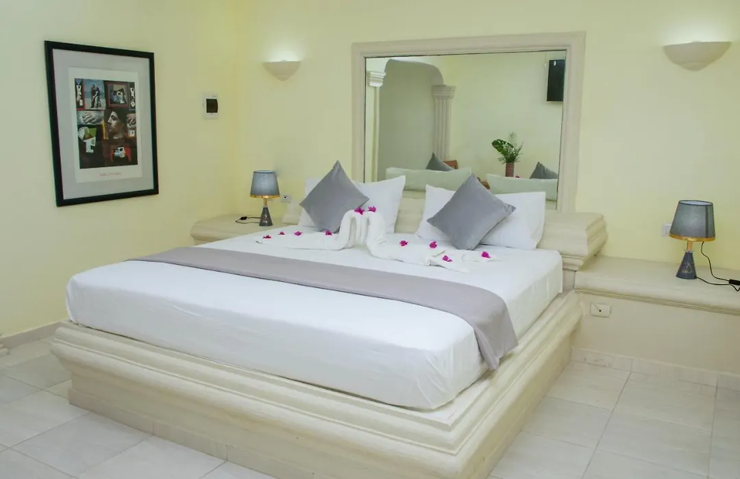 Aparthotel Castillo Real-1