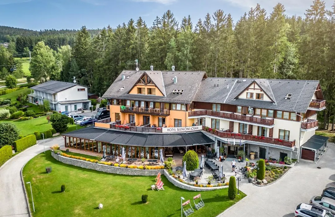 Hotel Slunecna Louka-1