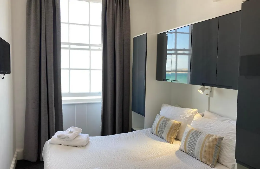 Norfolk Hotel-1