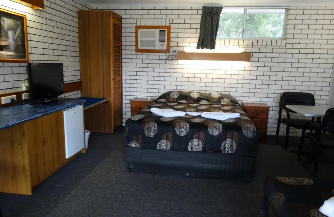 Gayndah A Motel-1