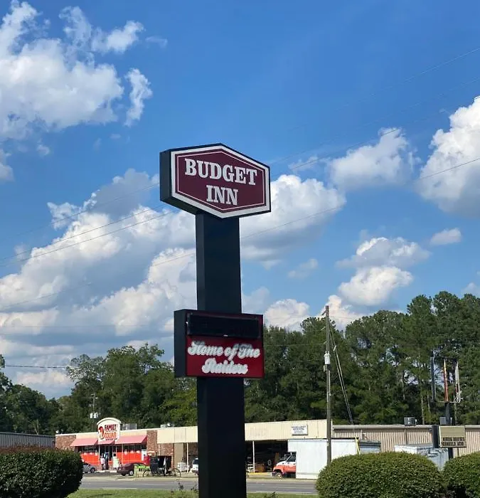Budget Inn-1