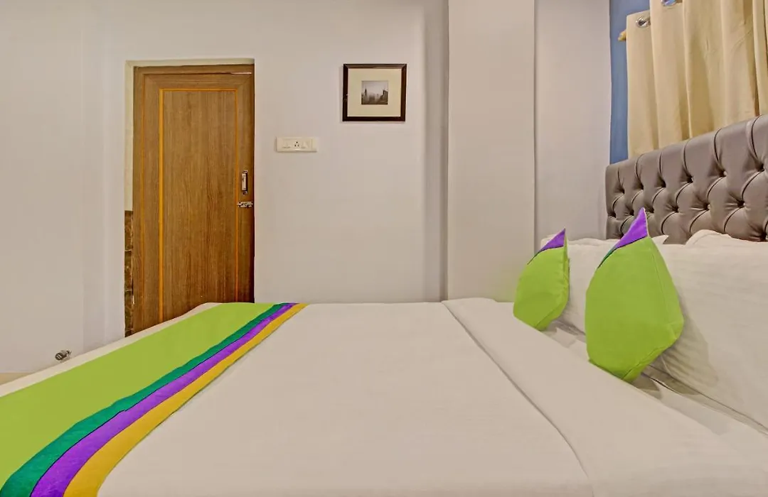 Hotel Royal Crowne Near Kolkata Airport-1