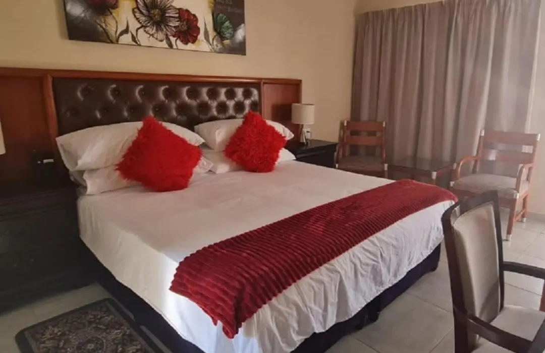 Benoni N12 Hotel-1