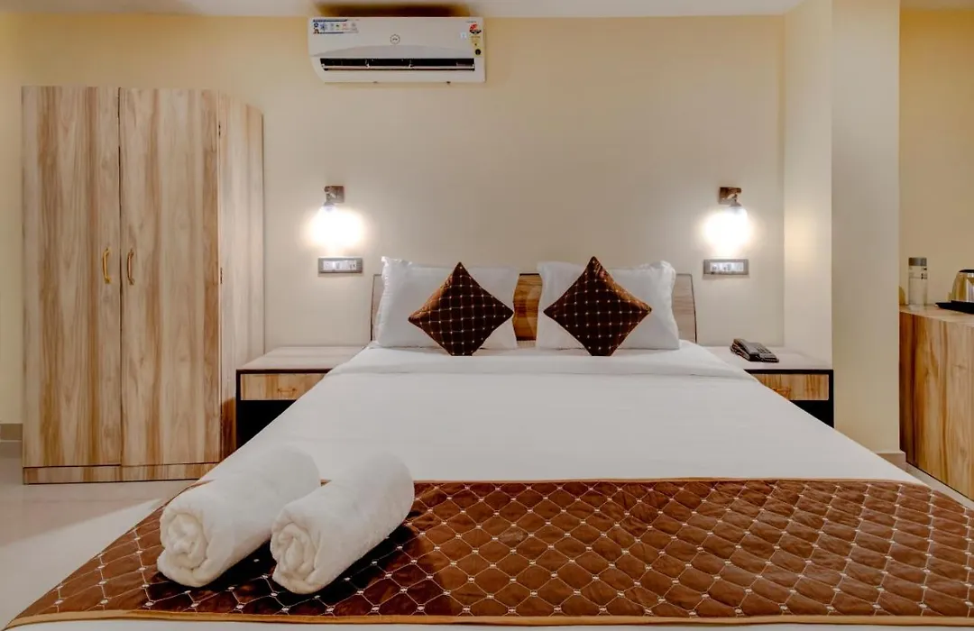 Hotel Sai Rain Tree-1