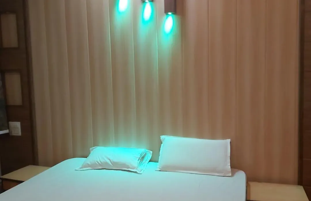 Hotel Vilas, Prayagraj-1