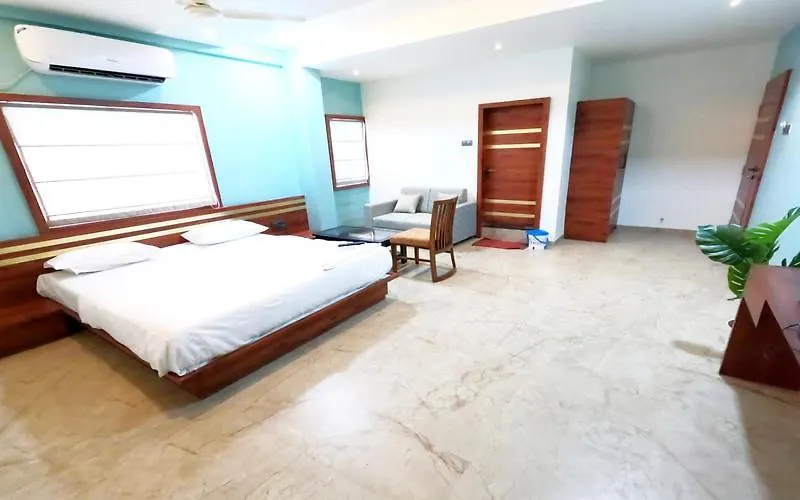 Hotel United House-1