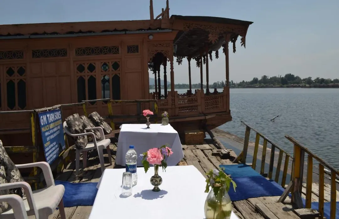 Palace Heights Houseboats-1