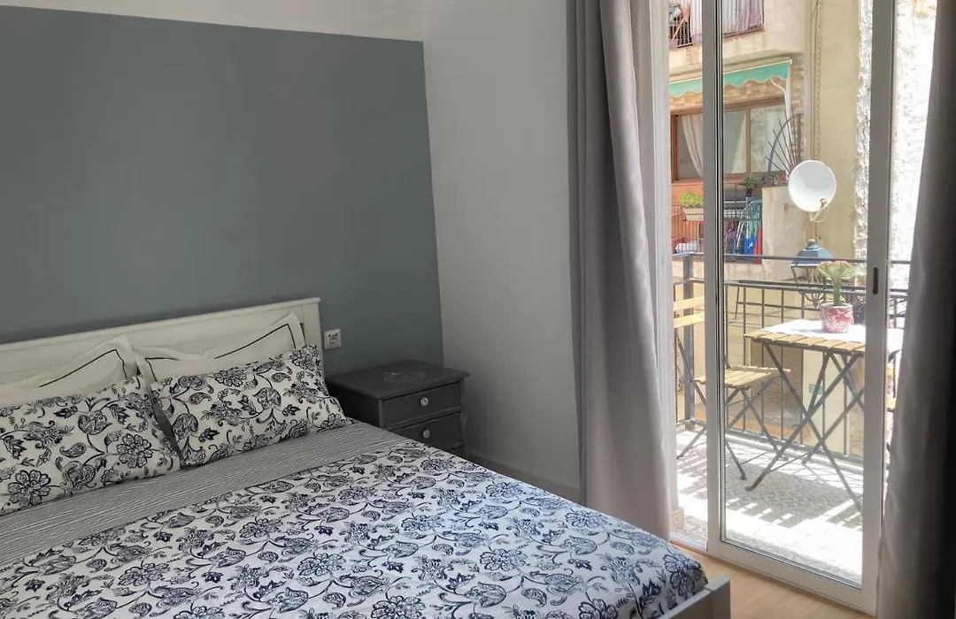 Castle View Apartments-1