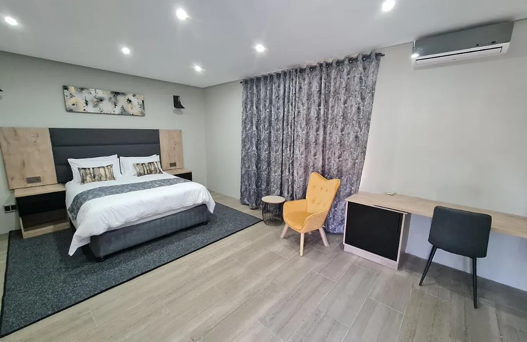 Luxe On Ridge Boutique Hotel-1
