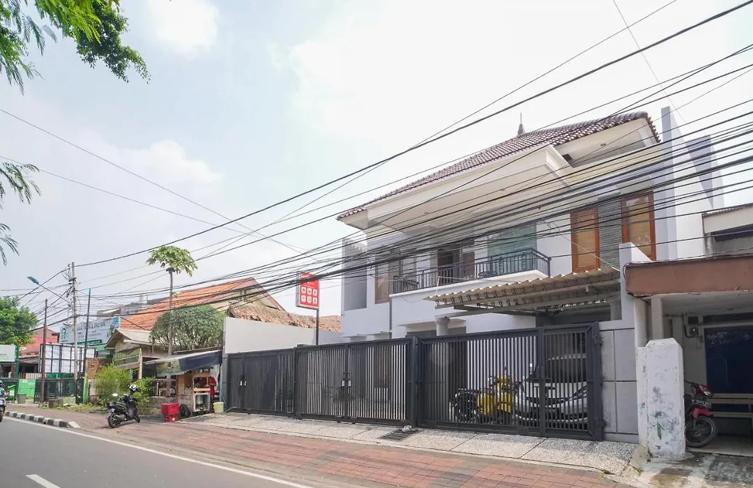 Reddoorz Near Rs Patria Ikkt-1