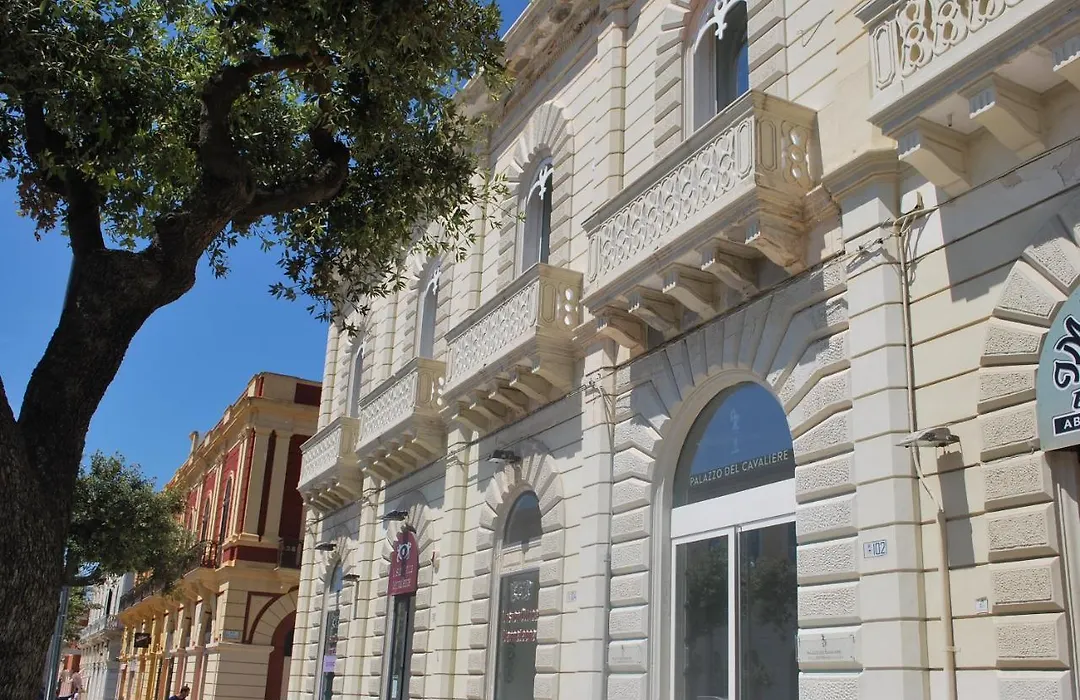 Palazzo Del Cavaliere-1