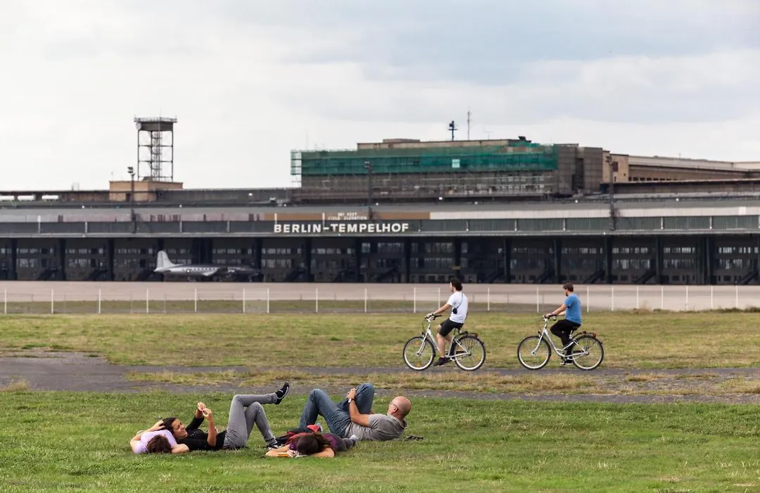 Arbio I Luxury Apartments In East Side Gallery-1