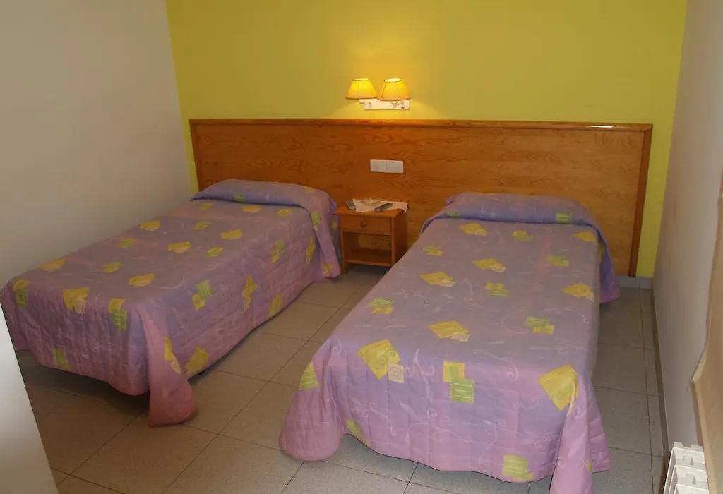 Hostal Barnes-1