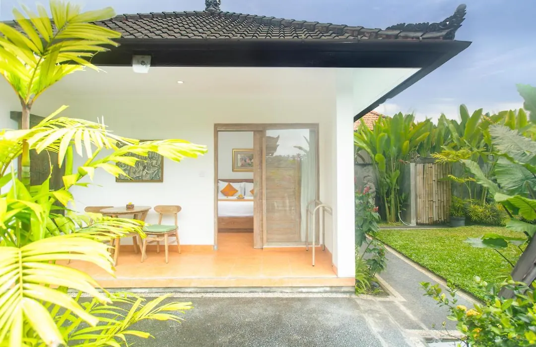 Tri Dewi Residence By Genuinehost-1