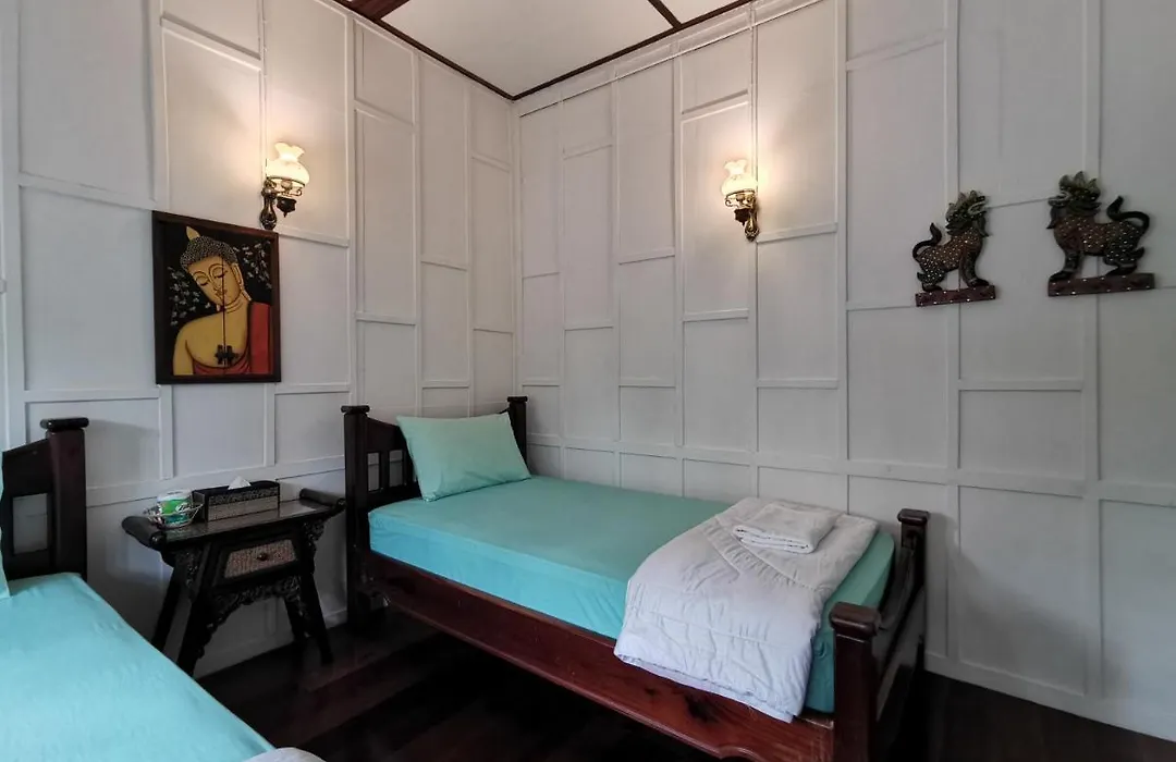 Tavee Guesthouse-1