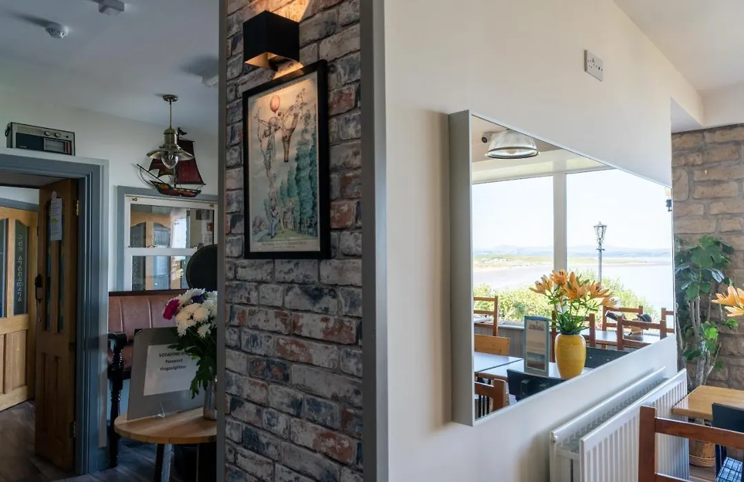 The Gaslight Inn Self Catering Holiday Apartments Rossnowlagh Donegal-1