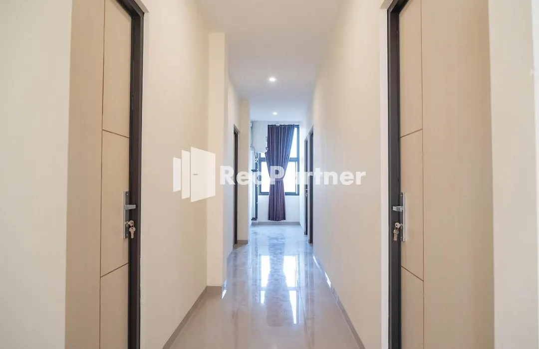 Reddoorz At Astana Malioboro-1