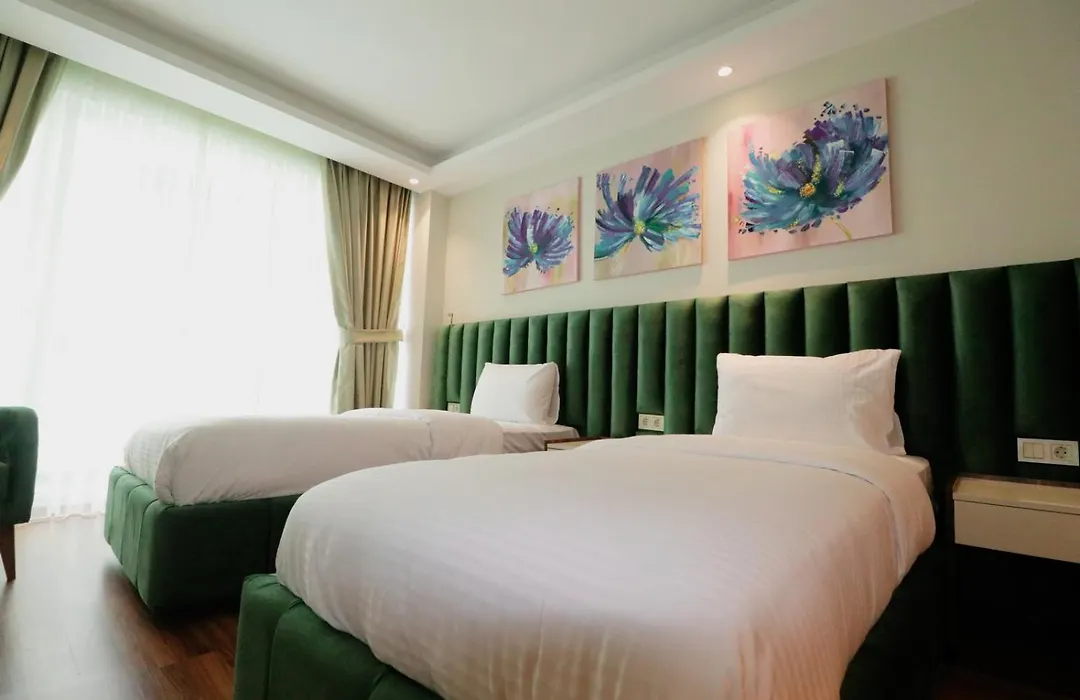 Grand Luxury-1