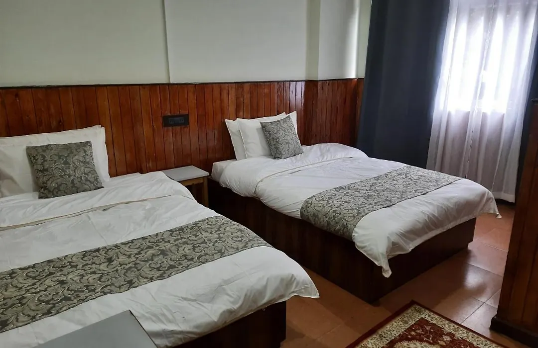 Kanari B&B-1