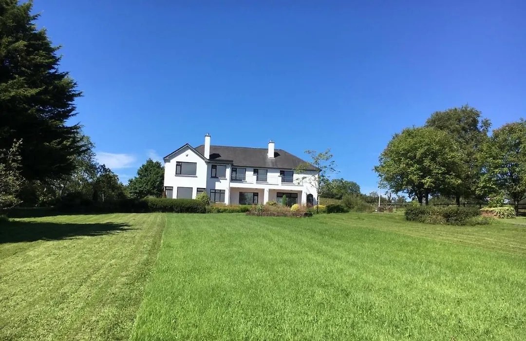 Ashwoods House-1