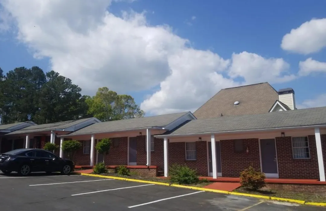 Toccoa Motel-1