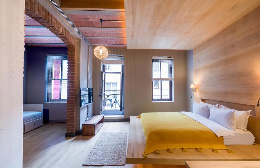 Art Pera Suites-1