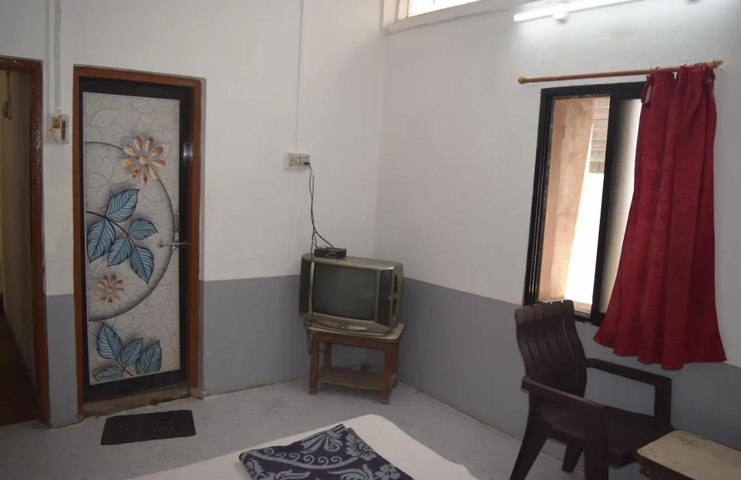 Hotel Gokarn-1