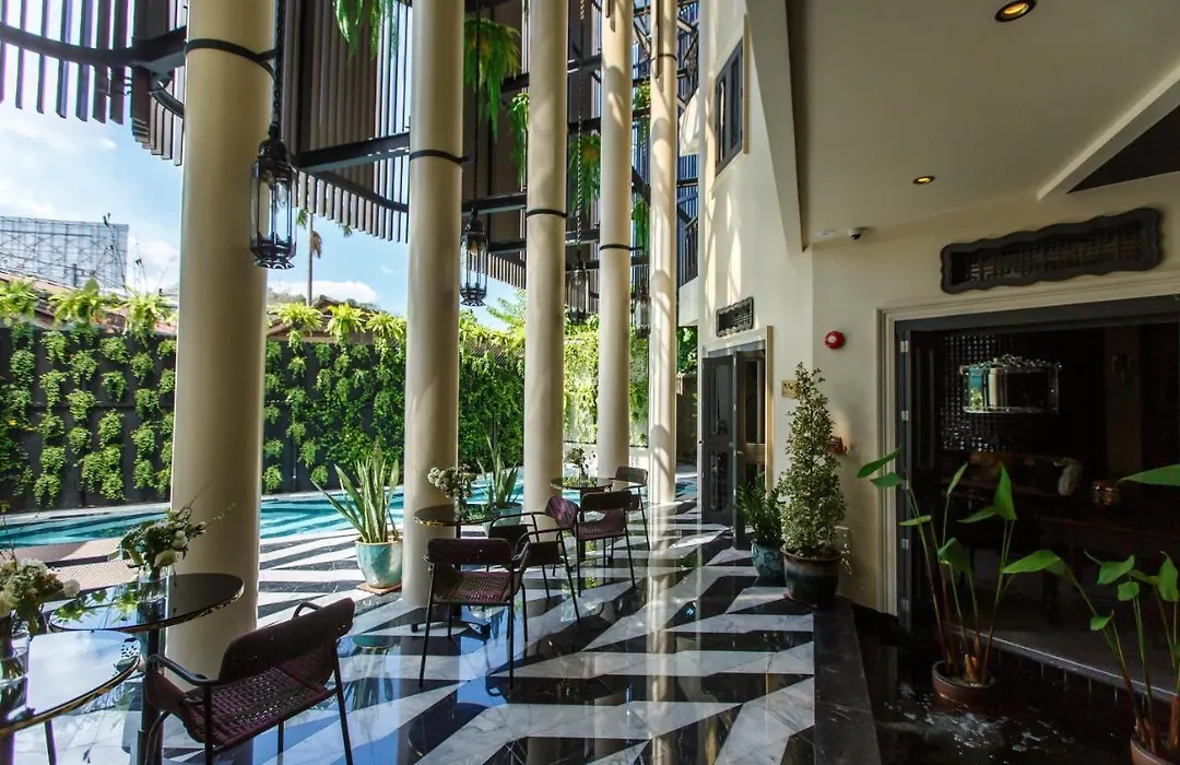 Hotel Verdigris-1