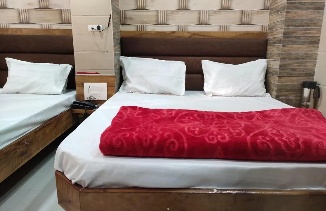 Hotel Al Sharif Manzil 90 Mtrs From Dargah-1