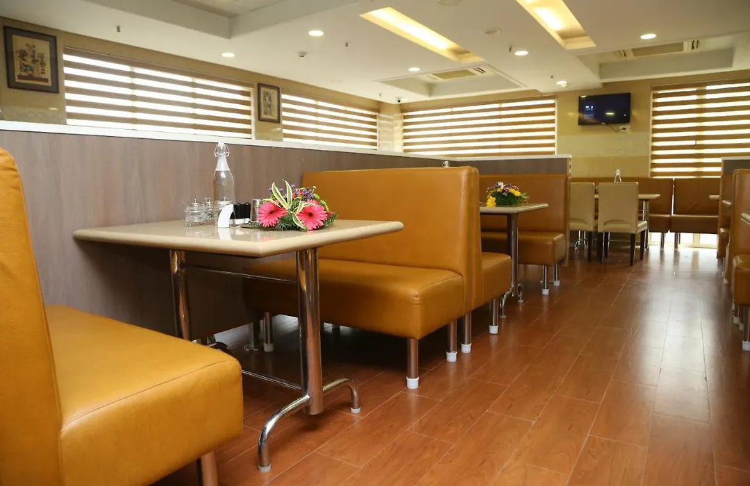 Raaj Bhaavan Clarks Inn Chennai-1