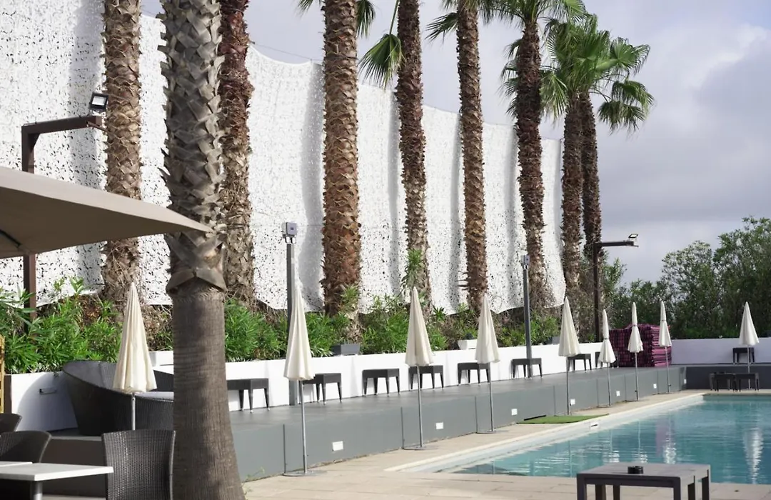 Le Jardin De Babylone Residence Festive & Naturiste "Reserve Aux Couples Uniquement"-1