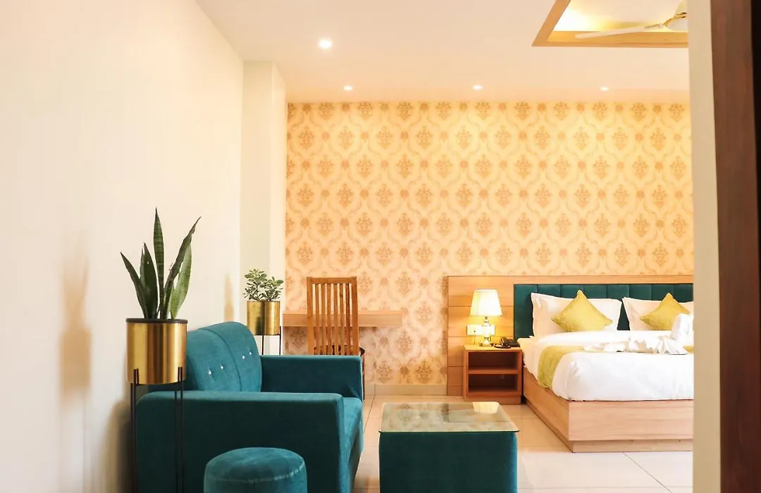 Hotel Royal Palm Dehradun-1