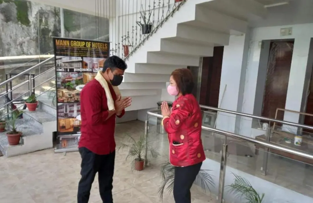 Mann Dechen And Palmo, Mg Marg, Gangtok-1