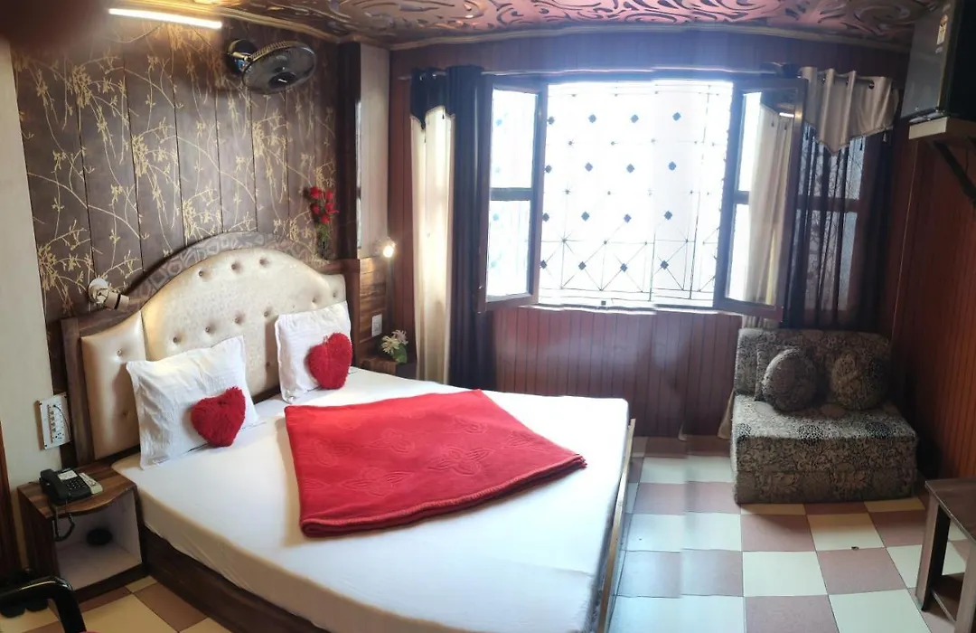 New Malook Hotel,Mall Road,Near Domino'S Pizza-1