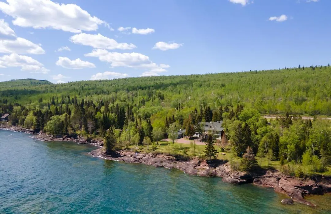 Thomsonite Inn On Lake Superior-1